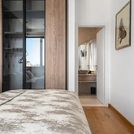 Villa Praska With Private 28,5 Sqm Pool, 3 En-suite Bedrooms, Sauna, 1km To