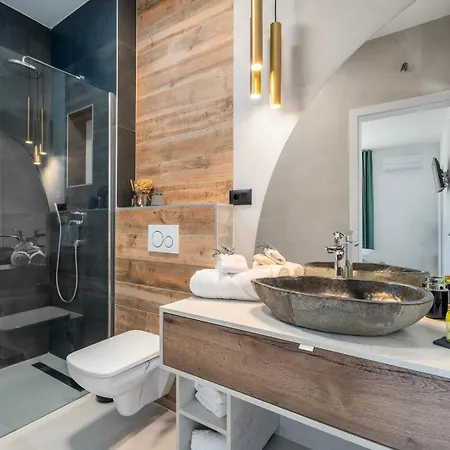 Villa Praska With Private 28,5 Sqm Pool, 3 En-suite Bedrooms, Sauna, 1km To *